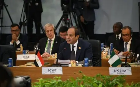 كاف يمنح الرئيس السيسي جائزة الإنجاز المتميز لعام ٢٠٢٤