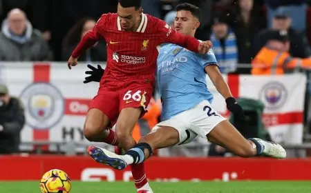 ألكسندر-أرنولد يرفض استبعاد سيتي من سباق الدوري الإنجليزي