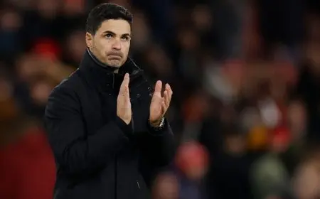 أرتيتا يكشف أسباب استبدال أوديغارد ورايس في مباراة إيفرتون