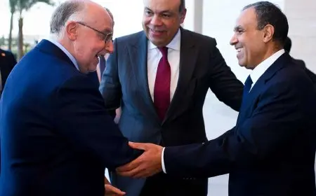 وزير الخارجية يلتقي بأمين عام المنظمة الدولية للطيران المدني «الإيكاو»