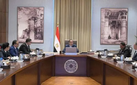 مدبولي: تكليف رئاسي باستغلال الأراضي الشاطئية لإيجاد مجتمعات عمرانية سياحية مُخططة على نحو حضاري