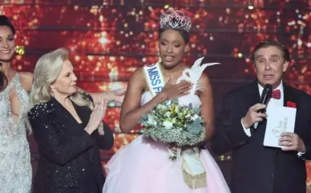 مضيفة طيران عمرها 34 عاماً ملكة جمال فرنسا