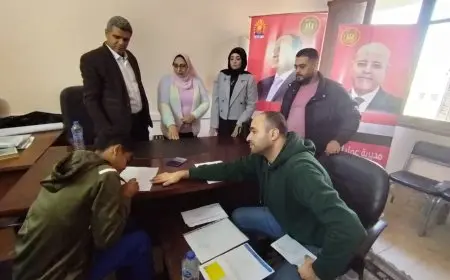 تسليم عقود عمل جديدة لذوي همم بمحافظة القاهرة