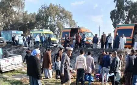 وزيرة التضامن توجه بصرف مساعدة فورية لأسر ضحايا حادث ميكروباص أسيوط