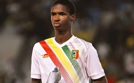 برشلونة يضم المالي الشاب إبراهيم ديارا حتى 2028