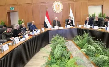 وزير التعليم العالي يتابع موقف إنشاء 17 جامعة تكنولوجية جديدة