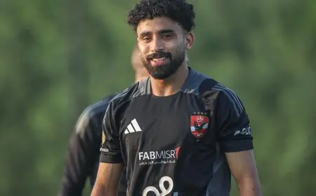 بعد خدعة وكيله.. الأهلي يوافق على تمديد عقد مروان عطية مقابل 14 مليون جنيه