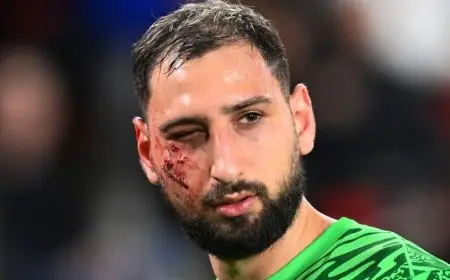 دوناروما يتعرض لإصابة مروّعة في الوجه أمام موناكو