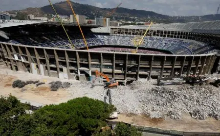 هل ينتقل لأرض الأعداء؟.. برشلونة في ورطة بدوري الأبطال