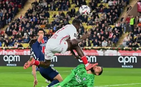 لاعب موناكو يعتذر لـ دوناروما عن الإصابة العنيفة