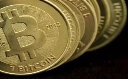 بعد قرار الفائدة الأمريكية.. سعر الـ”بتكوين” ينخفض مجددا إلى 102 ألف دولار اليوم