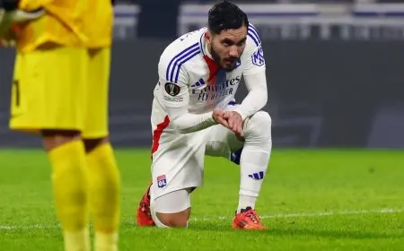 من أجل شرقي.. صراع ليفربول وسان جيرمان يشتعل