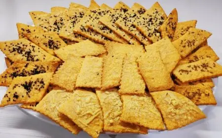 تريند المقرمشات.. خطورة كبيرة على المعدة وتحذير من المواد الحافظة