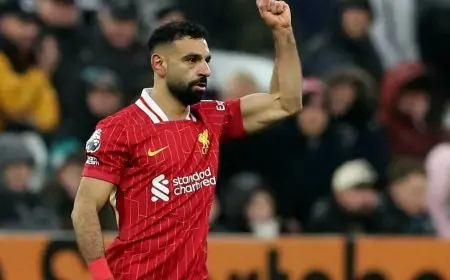 صلاح يتفوق على بالمر ويفوز بجائزة أفضل لاعب في إنجلترا