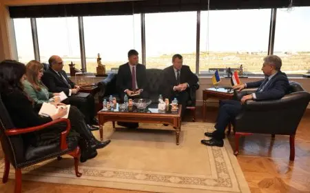 وزير السياحة يبحث مع سفير أوكرانيا بالقاهرة تعزيز التعاون وتبادل الخبرات
