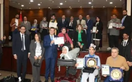 حزب حماة الوطن: الرئيس السيسي وضع ذوي الهمم في قلب أولويات الدولة