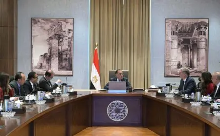 رئيس الوزراء: الحكومة تستعد لإطلاق مبادرة تحويل السيارات للعمل بالغاز الطبيعي