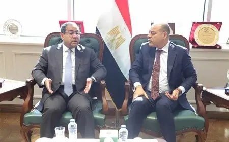 وزير العمل يبحث مع رئيس التنظيم والإدارة آليات سد العجز الوظيفي