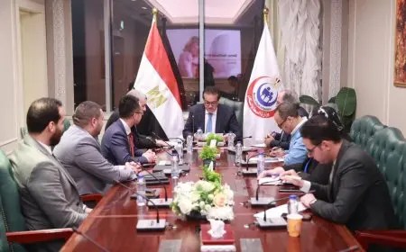 وزير الصحة يبحث مع «ميند راي» سبل توطين صناعة الأجهزة الطبية