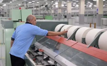 رئيس الوزراء يتفقد منطقة المصانع الجديدة بغزل المحلة وأعمال الإنتاج والتشغيل بها