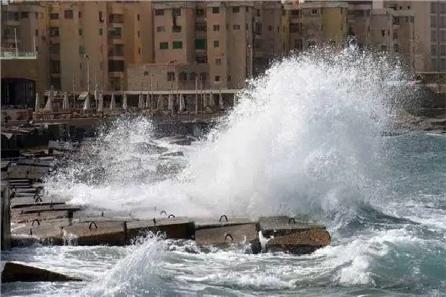 الإسكندرية.. رفع درجات الاستعداد القصوى بأحياء المحافظة للتعامل مع النوة