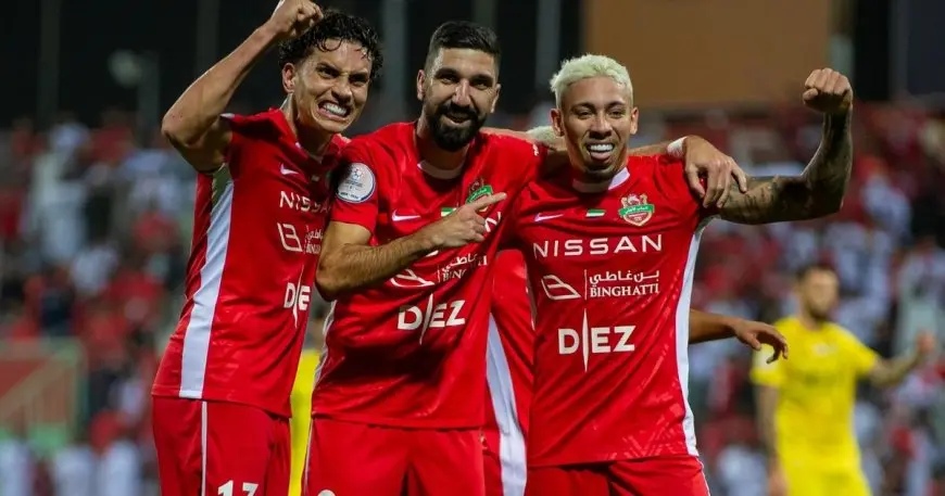 شباب الأهلي يضرب الوصل بثلاثية ويقترب من المتصدر الشارقة