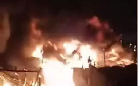 حريق ضخم يلتهم 10 منازل في منشية ناصر بالقاهرة ويثير حالة من الرعب بين السكان