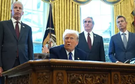 ترامب يتوعد غزة غدا: سأتخذ موقفا متشددا