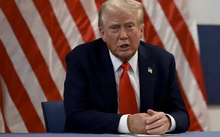 البيت الأبيض: ترامب ملتزم بإنهاء الحرب بين روسيا وأوكرانيا