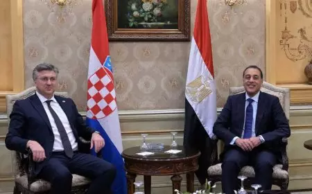 رئيس الوزراء يستقبل رئيس وزراء جمهورية كرواتيا والوفد المرافق له