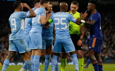 من هو حكم مباراة ريال مدريد ومانشستر سيتي في سانتياغو برنابيو؟