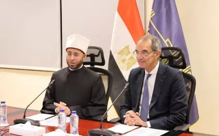 الاتصالات والأوقاف: إطلاق 3 خدمات لتمكين المواطنين من التبرع بسهولة عبر منصة “مصر الرقمية” بدون مصاريف إدارية 