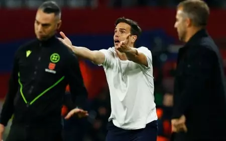 مدرب رايو فايكانو: أشعر بالمرارة وأتفهم صعوبة مهنة التحكيم