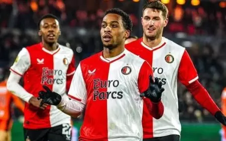 الإصابة تُنهي موسم قائد فينورد كوينتن تيمبر قبل موقعة ميلان