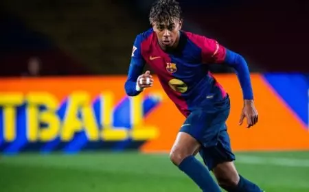 يامال يردّ على محاولات باريس سان جيرمان.. ويُريد هذا النجم في برشلونة
