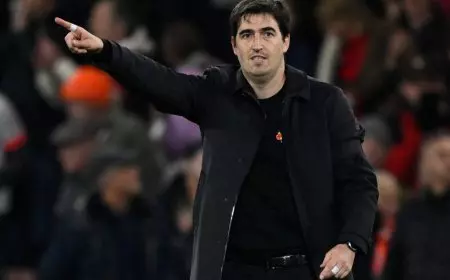 مدرب بورنموث يرد.. هل يخلف أنشيلوتي في ريال مدريد؟