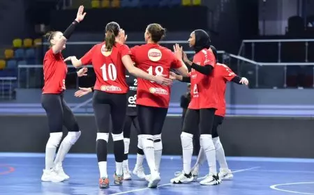 الأهلي يضرب موعدًا مع الزمالك في نهائي دوري سيدات الطائرة بعد تخطي عقبة سبورتنج