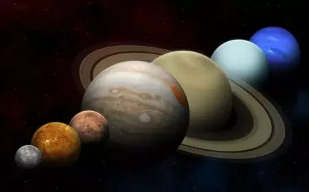 حدث فلكي نادر في السماء.. هل يؤثر على تحري هلال رمضان؟