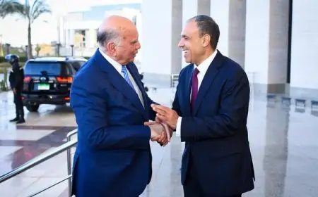 وزير الخارجية يؤكد على الموقف المصري الداعم لأمن واستقرار العراق