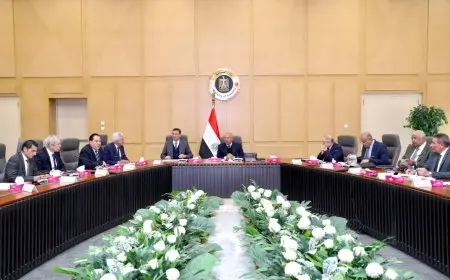 وزير النقل يبحث تعظيم الاستفادة من خط الرورو لنقل حاصلات الزراعة لأوروبا