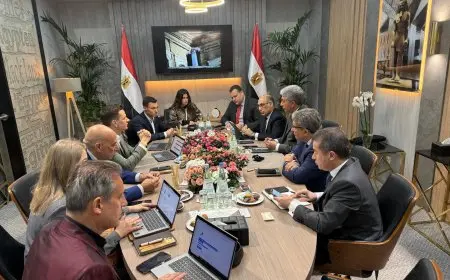 وزير السياحة يعقد عدد من اللقاءات مع كبار منظمي الرحلات الألمانية والدولية