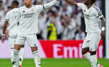 ريال مدريد يلاحق برشلونة في صدارة الدوري الإسباني بثنائية أمام رايو فاليكانو