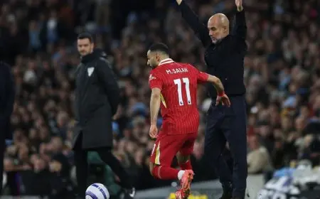 محمد صلاح يحصد جائزة جديدة بعد تحطيم الأرقام القياسية