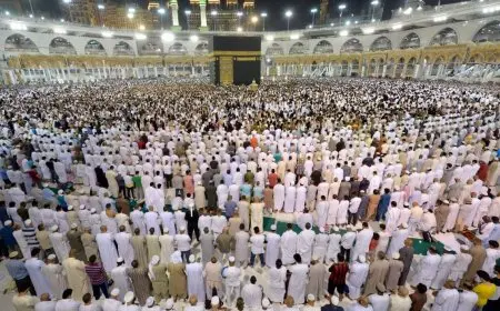 بث مباشر.. صلاة العشاء والتراويح من المسجد الحرام ليلة 11 رمضان 2025