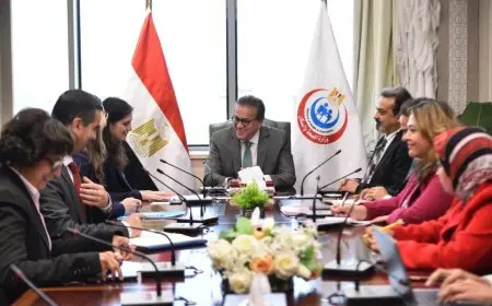 وزير الصحة واليونيسيف يناقشان تعزيز التعاون في الرعاية الصحية والتغذية والصحة النفسية