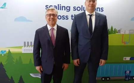 وزير البترول يستعرض أنشطة شركة شيفرون العالمية وخططها لزيادة الإنتاج