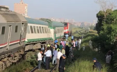 رئيس الوزراء يوجه بصرف 100 ألف جنيه لأسرة كل متوفي في حادث تصادم القطار مع ميني باص