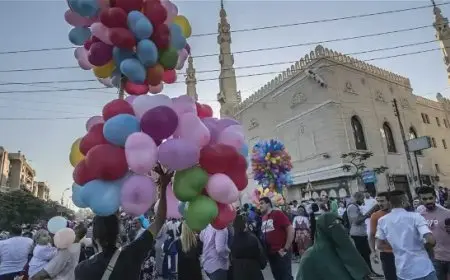 موعد إجازة عيد الفطر 2025 للموظفين والطلاب.. التفاصيل الكاملة