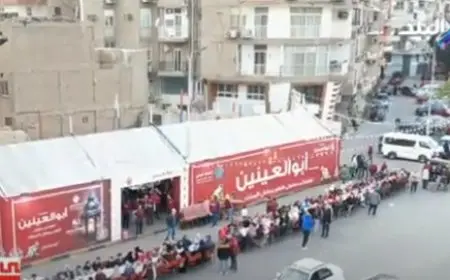 مؤسسة أبو العينين تواصل تقديم وجبات الإفطار لضيوف الرحمن بالجيزة