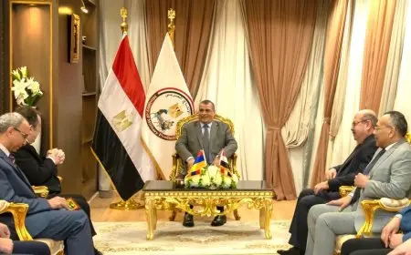 وزير الإنتاج الحربي يبحث مع السفير الأرميني تعزيز التعاون الصناعي والعسكري